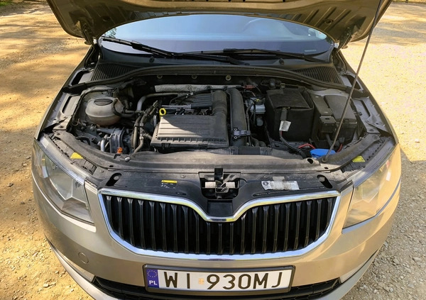 Skoda Octavia cena 29600 przebieg: 209000, rok produkcji 2013 z Strzyżów małe 407